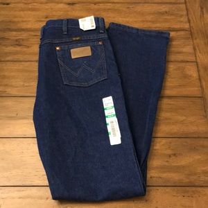BRAND NEW Wrangler Jeans